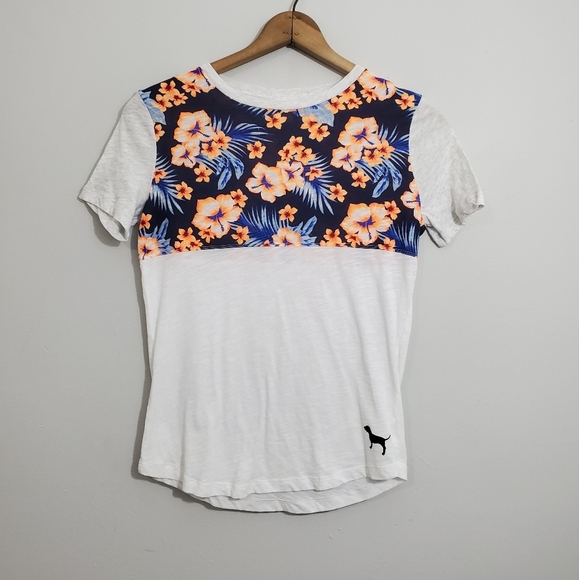 PINK Victoria's Secret Tops - PINK Victoria's Secret Floral Print Tee